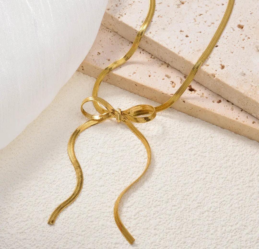 Viral Drop Bow Anti-Tarnish Necklace